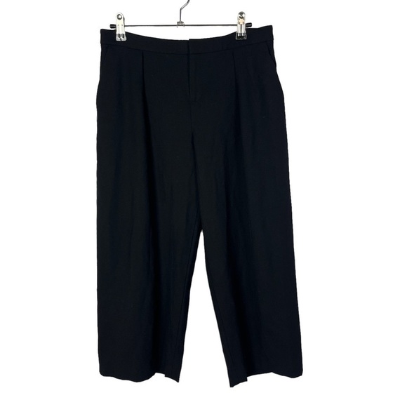 Club Monaco Black Straight Leg Cropped Pants 2 - Picture 2 of 4